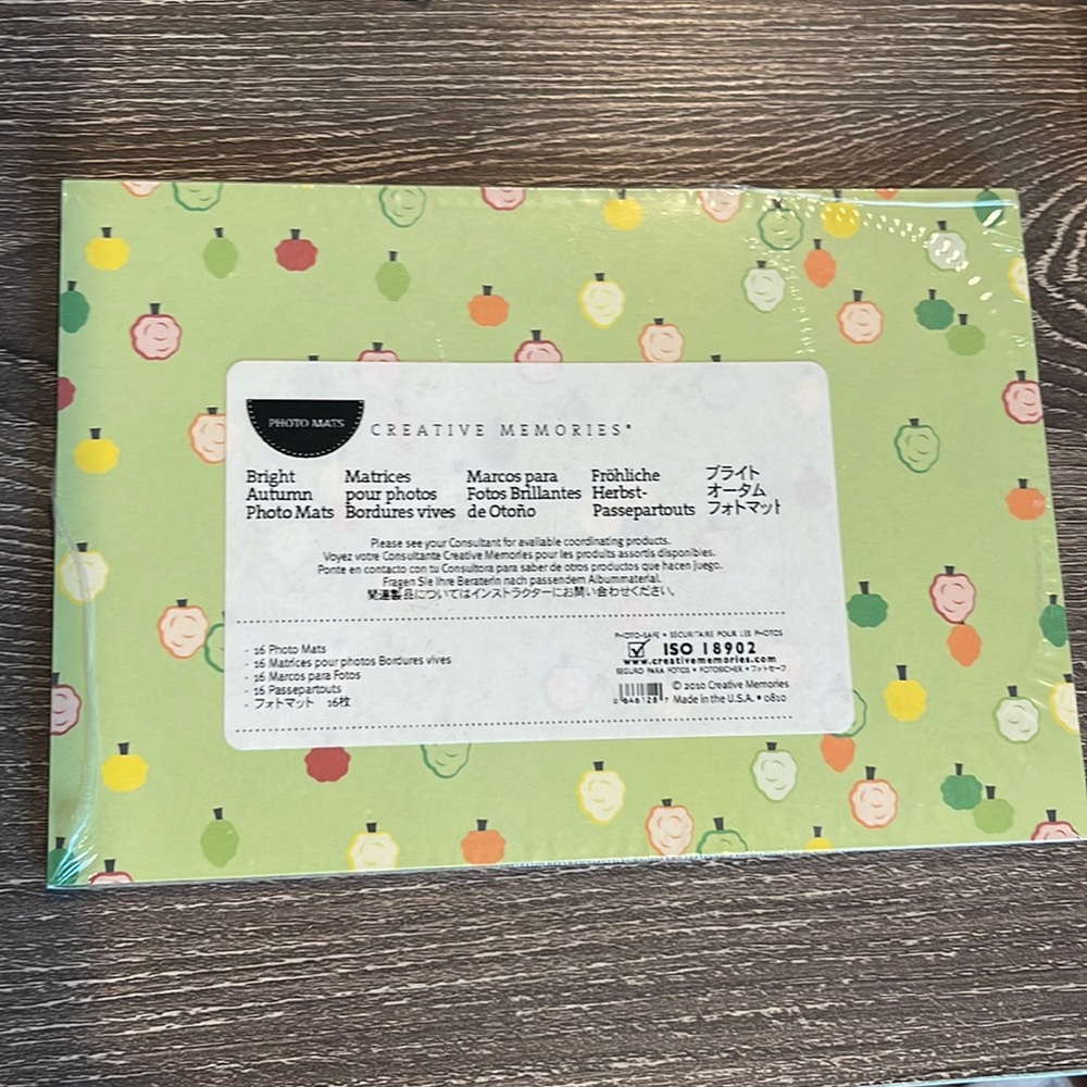 Creative Memories Bright Autumn Photo Mats. NIP!  Adorable!!